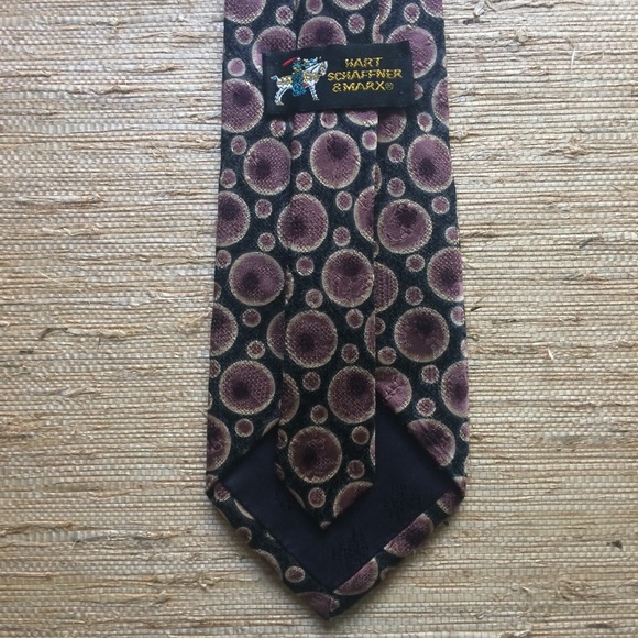 🍁Hart Schaffner & Marx Aubergine Bubbles Tie - Picture 4 of 5